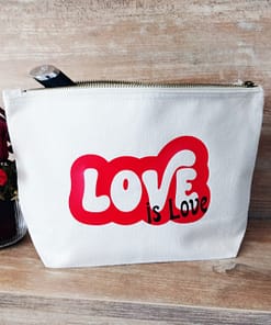 Trousse de toilette personnalisée Love is Love